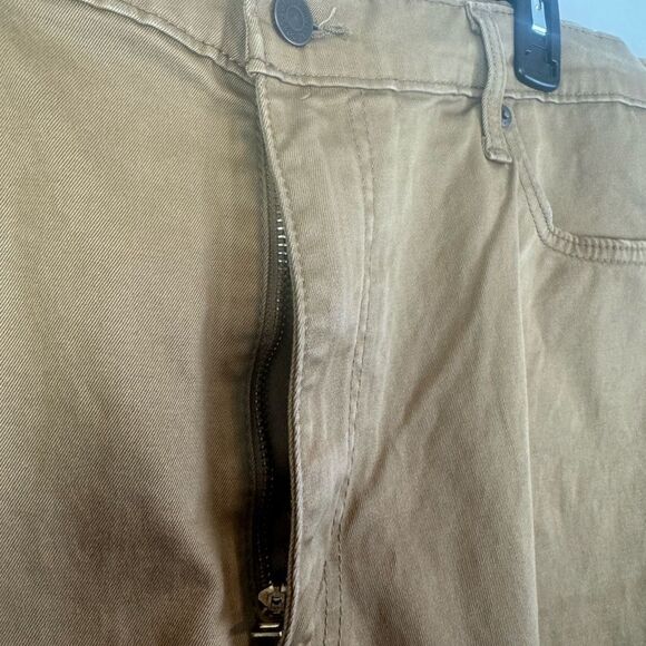 Levi's 541 Mens Tan Khaki Pants Jeans Size 40x32 - Picture 10 of 11